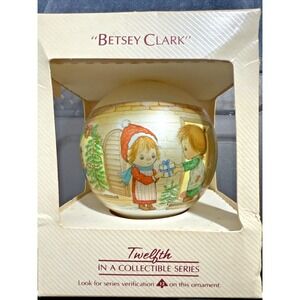 Hallmark Keepsake Xmas Ornament Betsey Clark Glass Ball‎ 12th In Series 1984 box